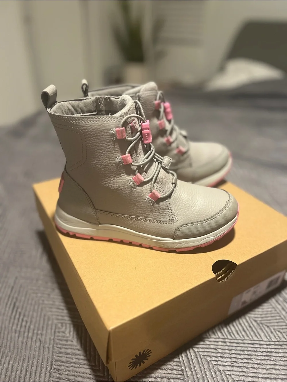 UGG Kids Dinaly Little Girl (2)